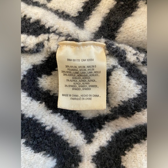 Anthropologie Hooded Llama Cardigan by Akemi + Kin (X-Small) - Picture 11 of 12